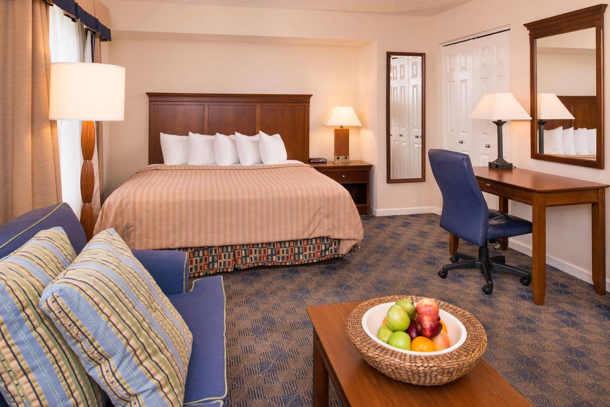 Charwood Suites コロンバス エクステリア 写真