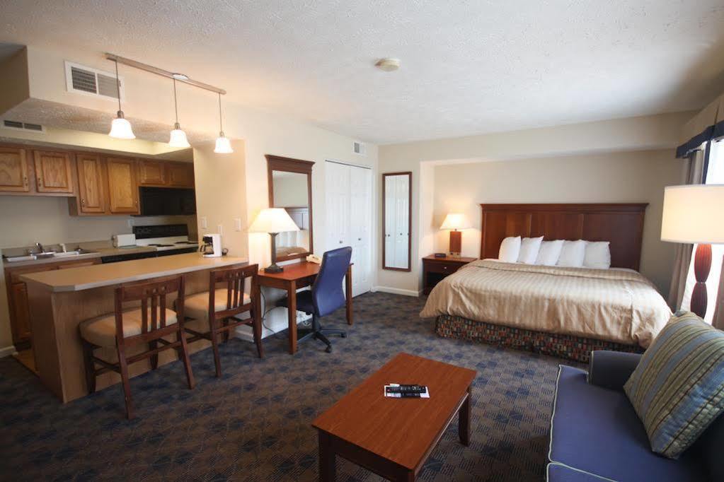 Charwood Suites コロンバス エクステリア 写真